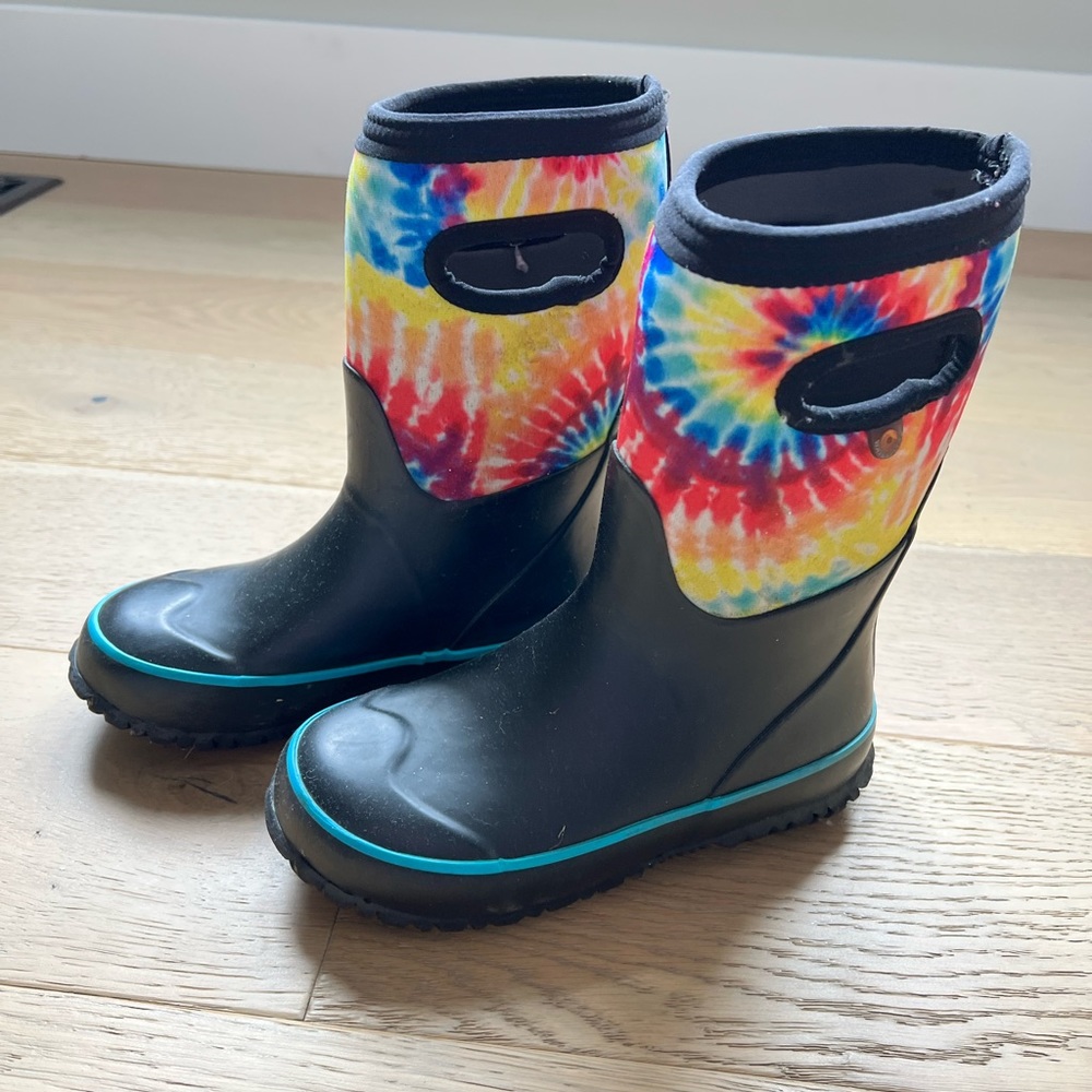 Bogs size 1